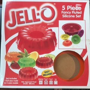 Jello 5 piece fancy fluted silicone set